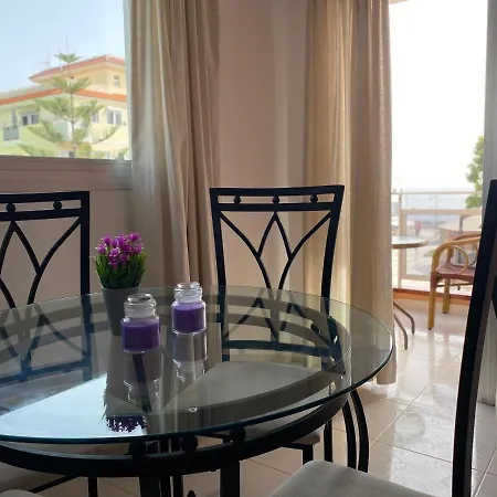 Seaside With Balcony לאס גלטאס