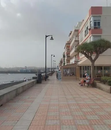 Seaside With Balcony Daire